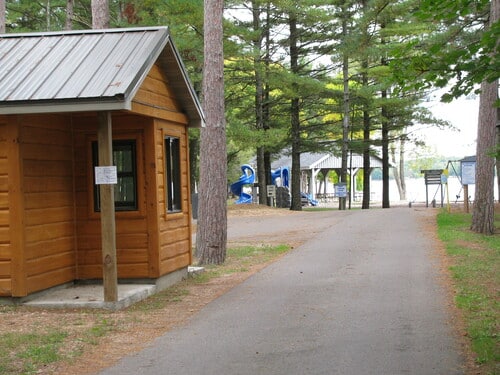 l__west_entrance